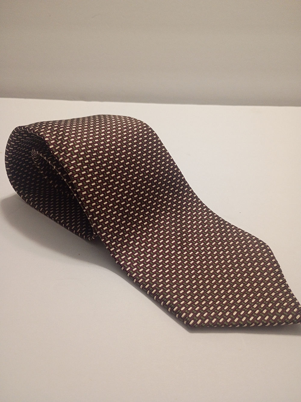 Lauren Ralph Lauren Brown 100% Silk Mens Tie with Cream Dots Hand Finished 57"